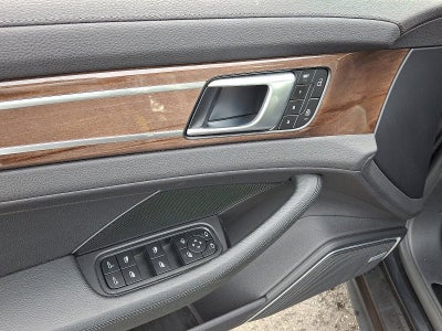 2022 Porsche Panamera RWD