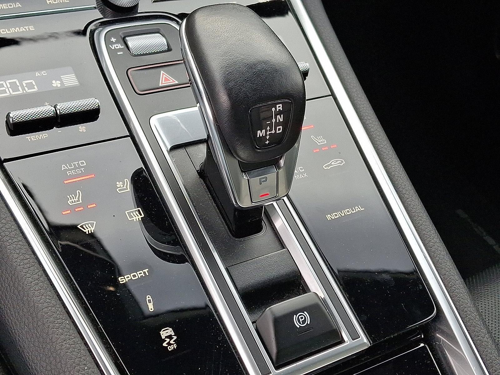 2022 Porsche Panamera RWD