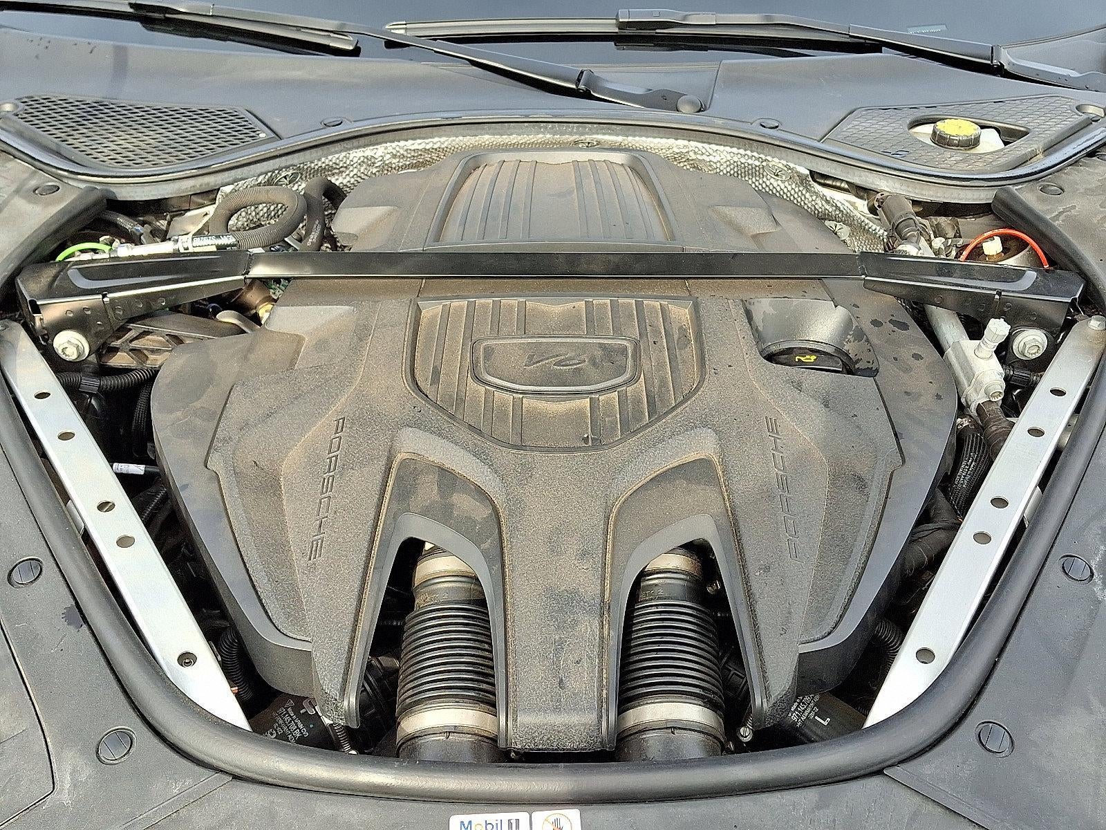 2022 Porsche Panamera RWD