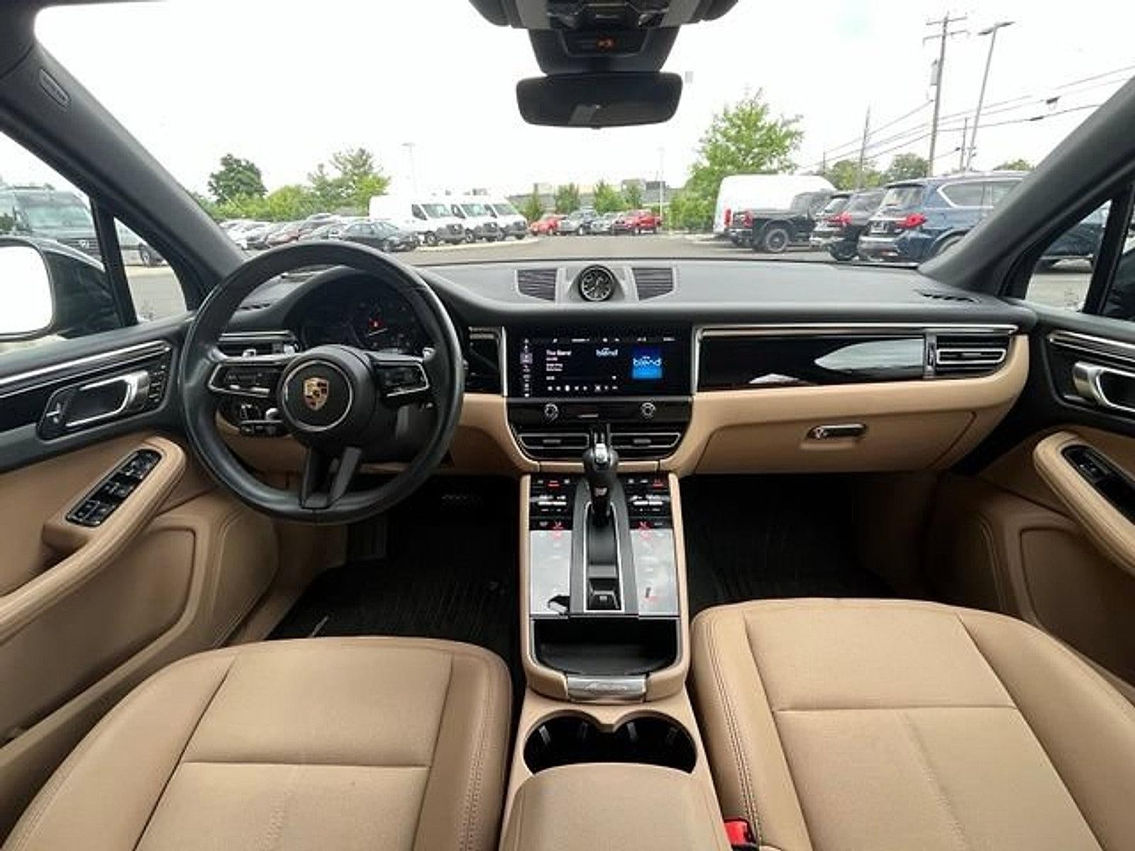 2024 Porsche Macan AWD