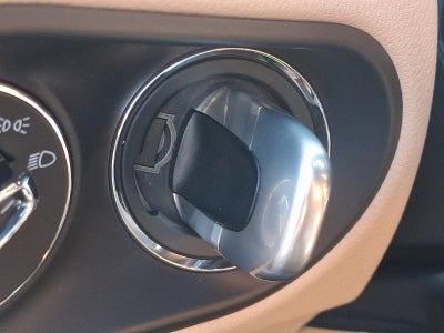 2024 Porsche Macan AWD