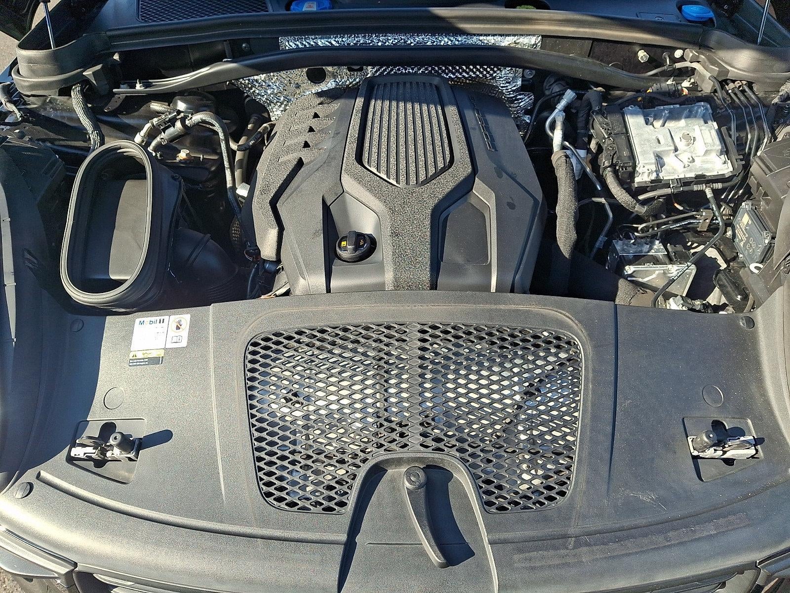 2024 Porsche Macan AWD