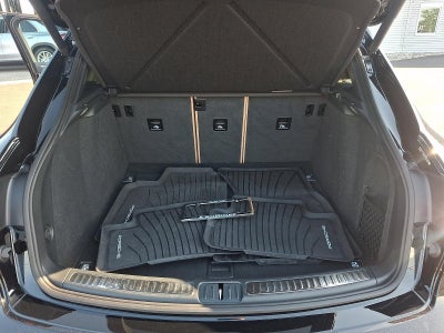 2024 Porsche Macan AWD