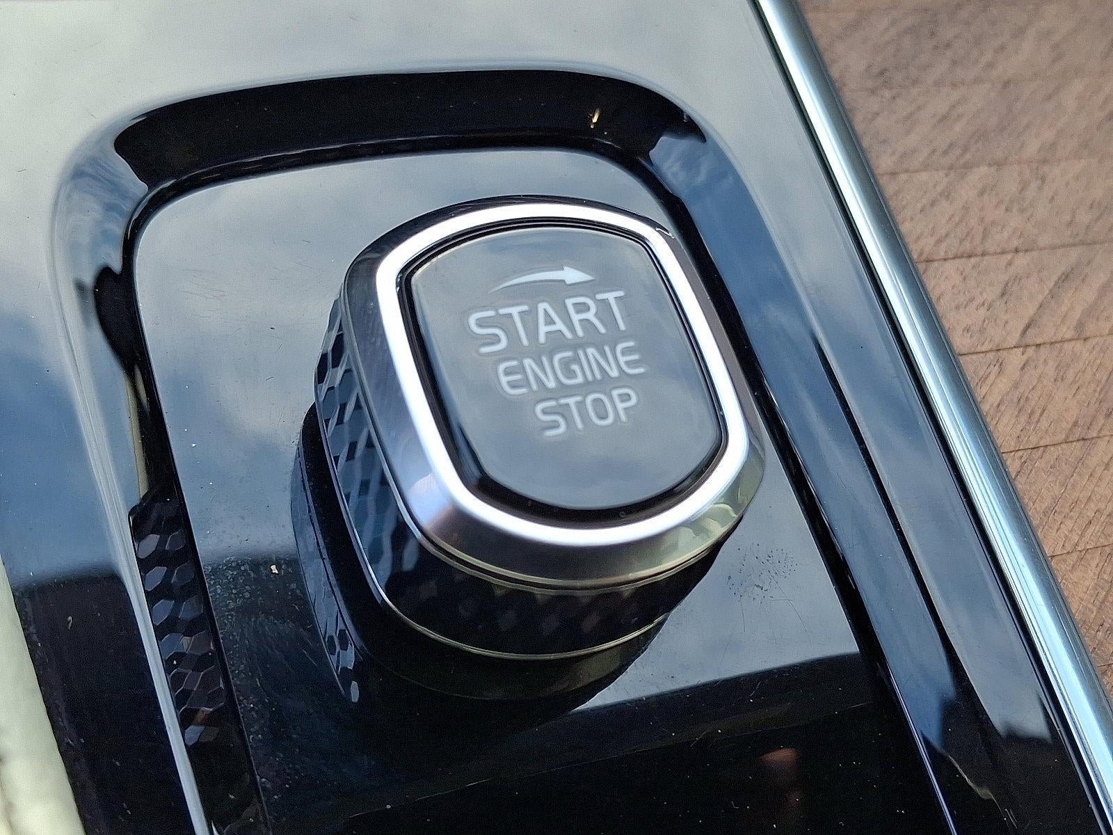 2022 Volvo XC90 Recharge Plug-In Hybrid T8 eAWD PHEV Inscription Expression 6P Ext Range