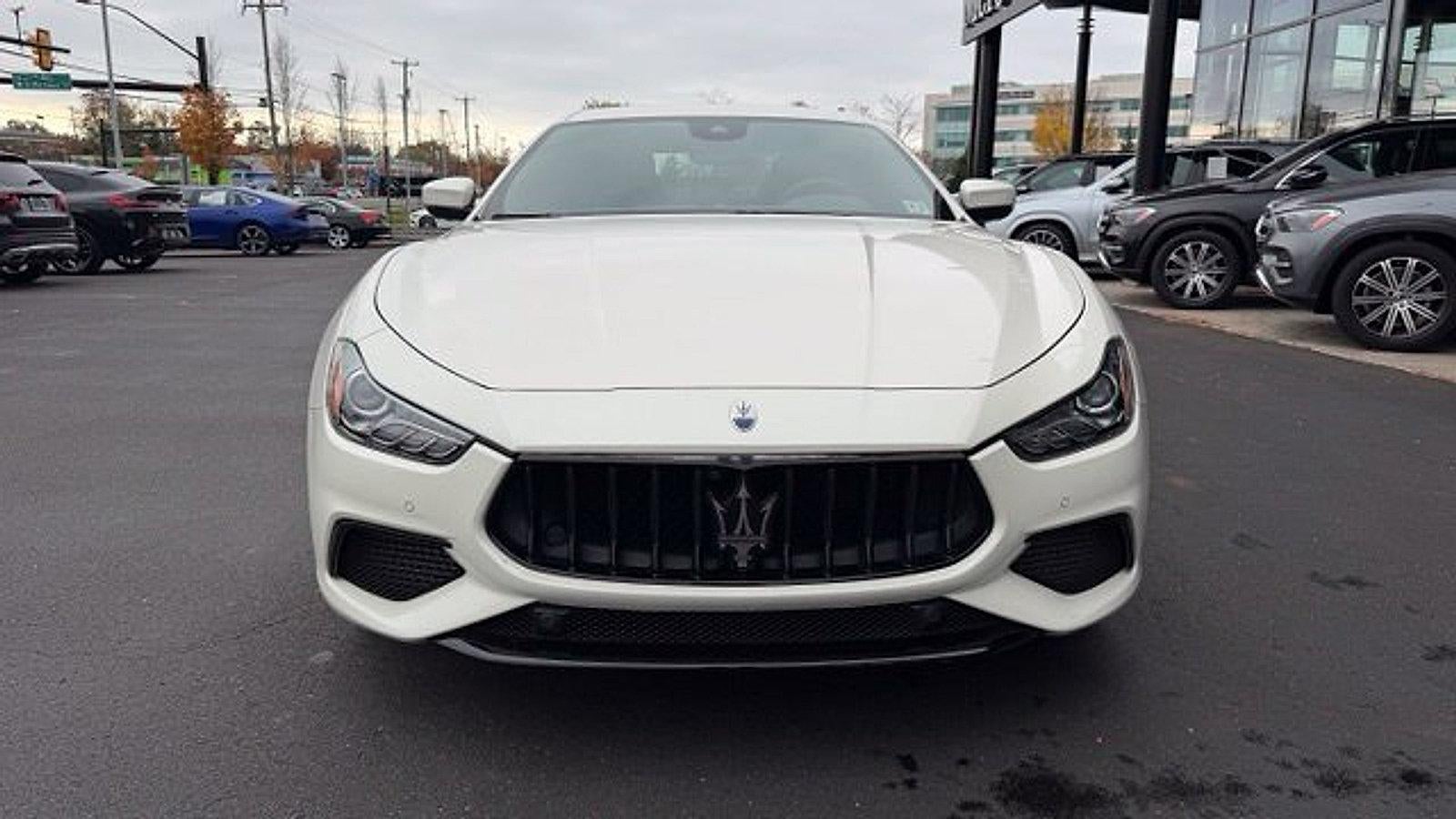 2022 Maserati Ghibli Modena Q4 3.0L