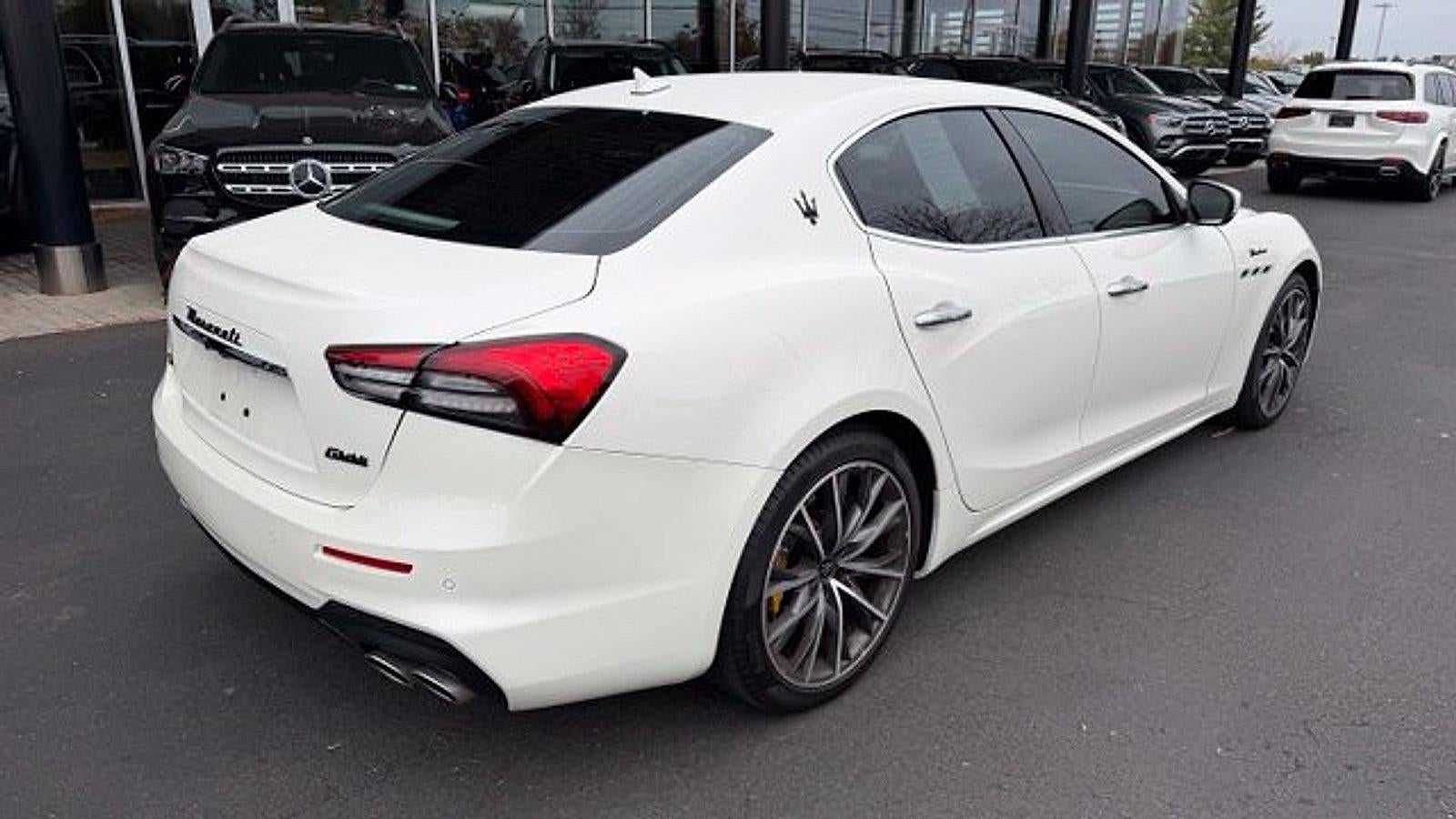 2022 Maserati Ghibli Modena Q4 3.0L