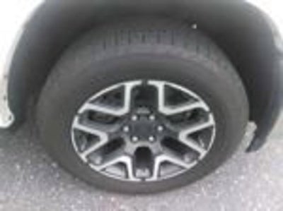 2025 RAM 1500 Laramie 4x4 Crew Cab 5'7" Box