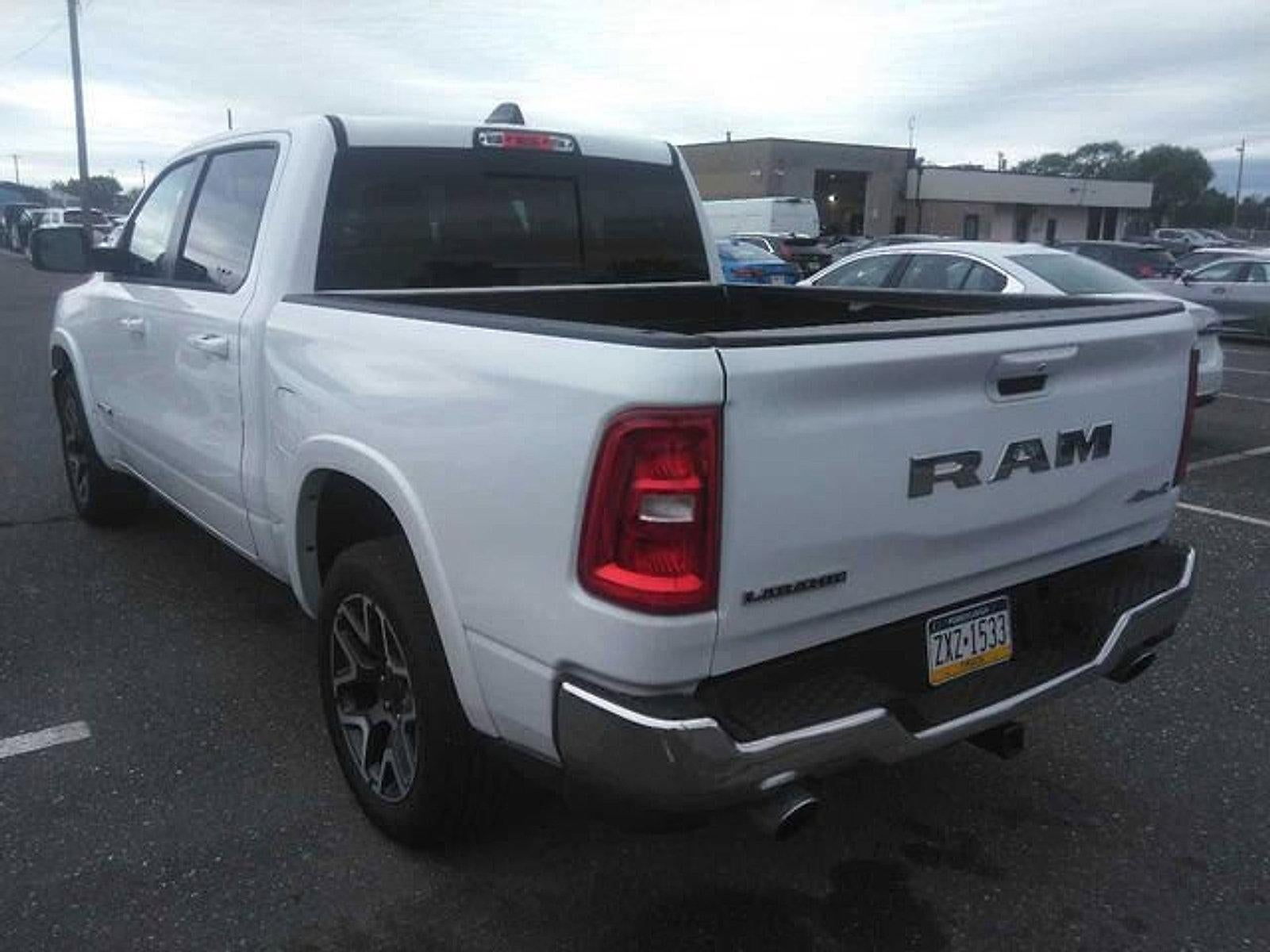 2025 RAM 1500 Laramie 4x4 Crew Cab 5'7" Box