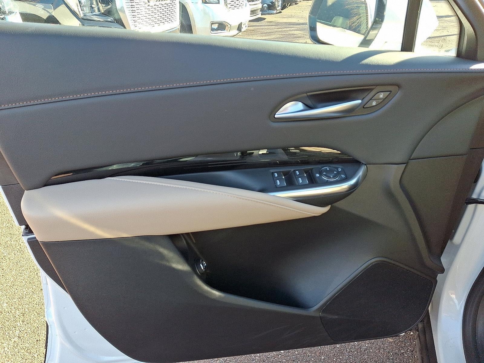 2024 Cadillac XT4 AWD 4dr Luxury