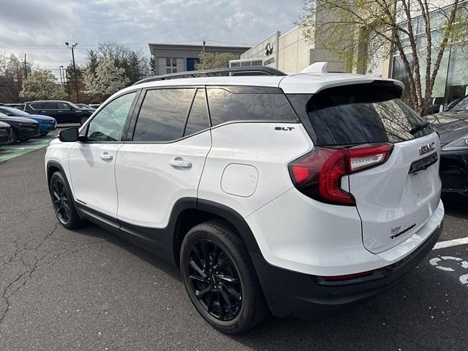 2023 GMC Terrain FWD 4dr SLT