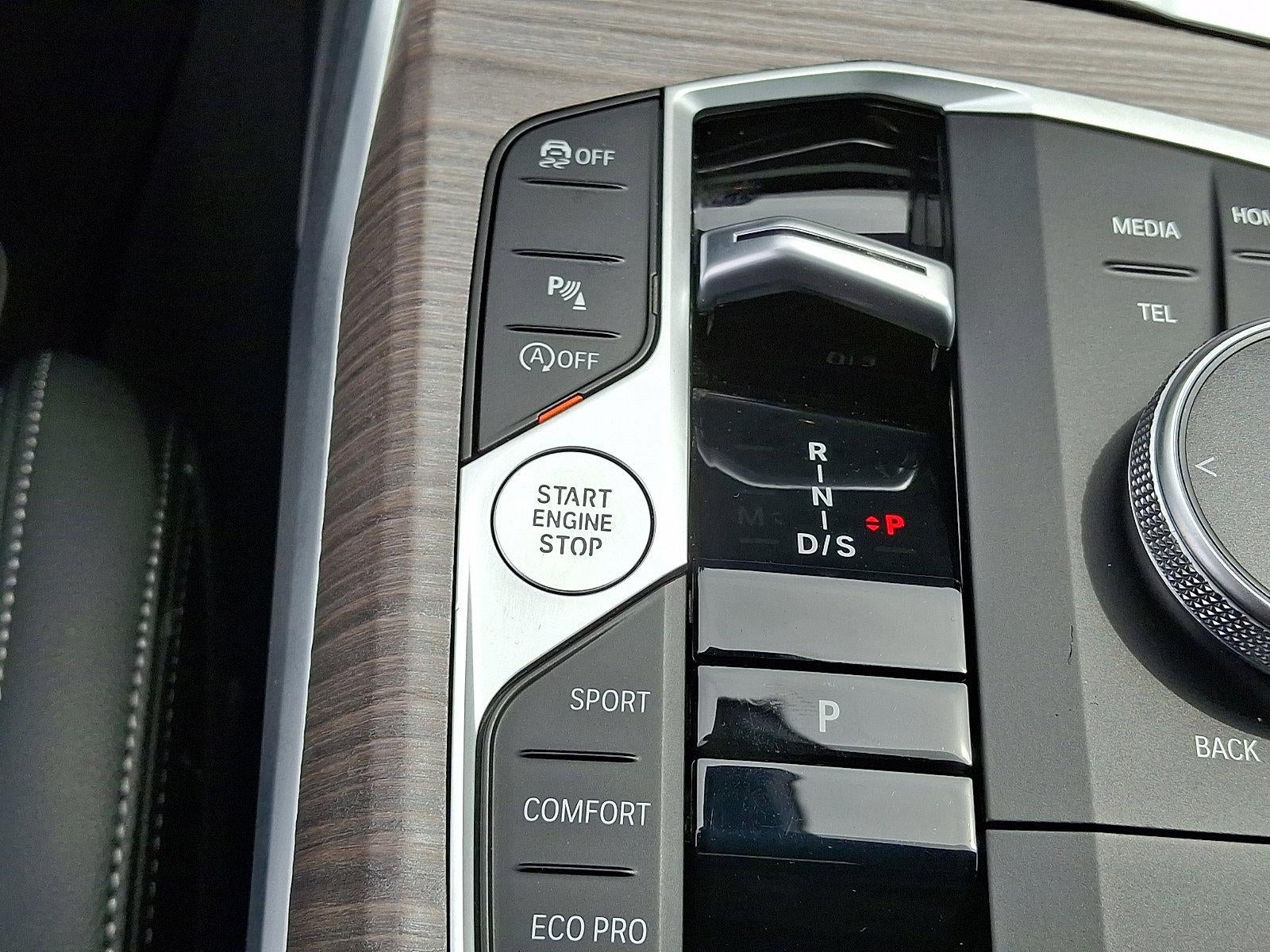 2025 BMW 330i xDrive Sedan