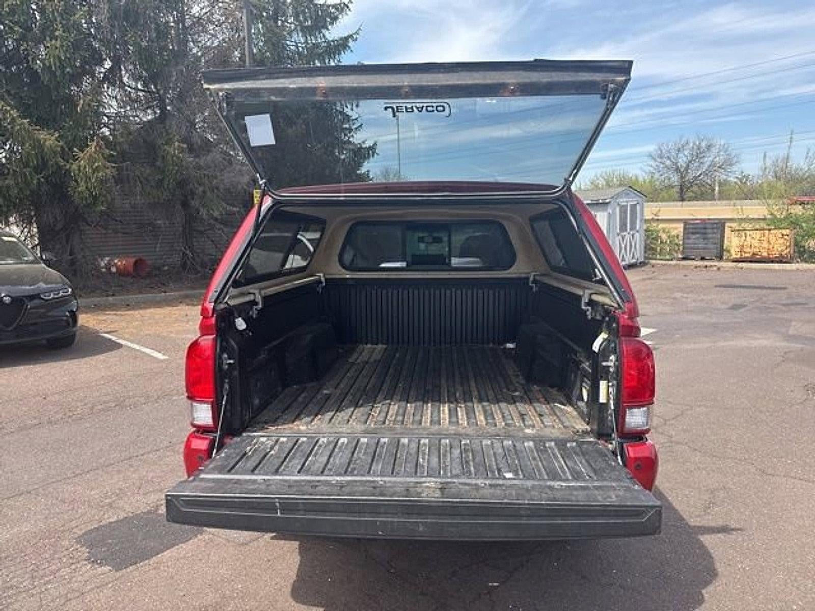 2017 Toyota Tacoma TRD Sport Double Cab 6' Bed V6 4x4 AT (Natl)