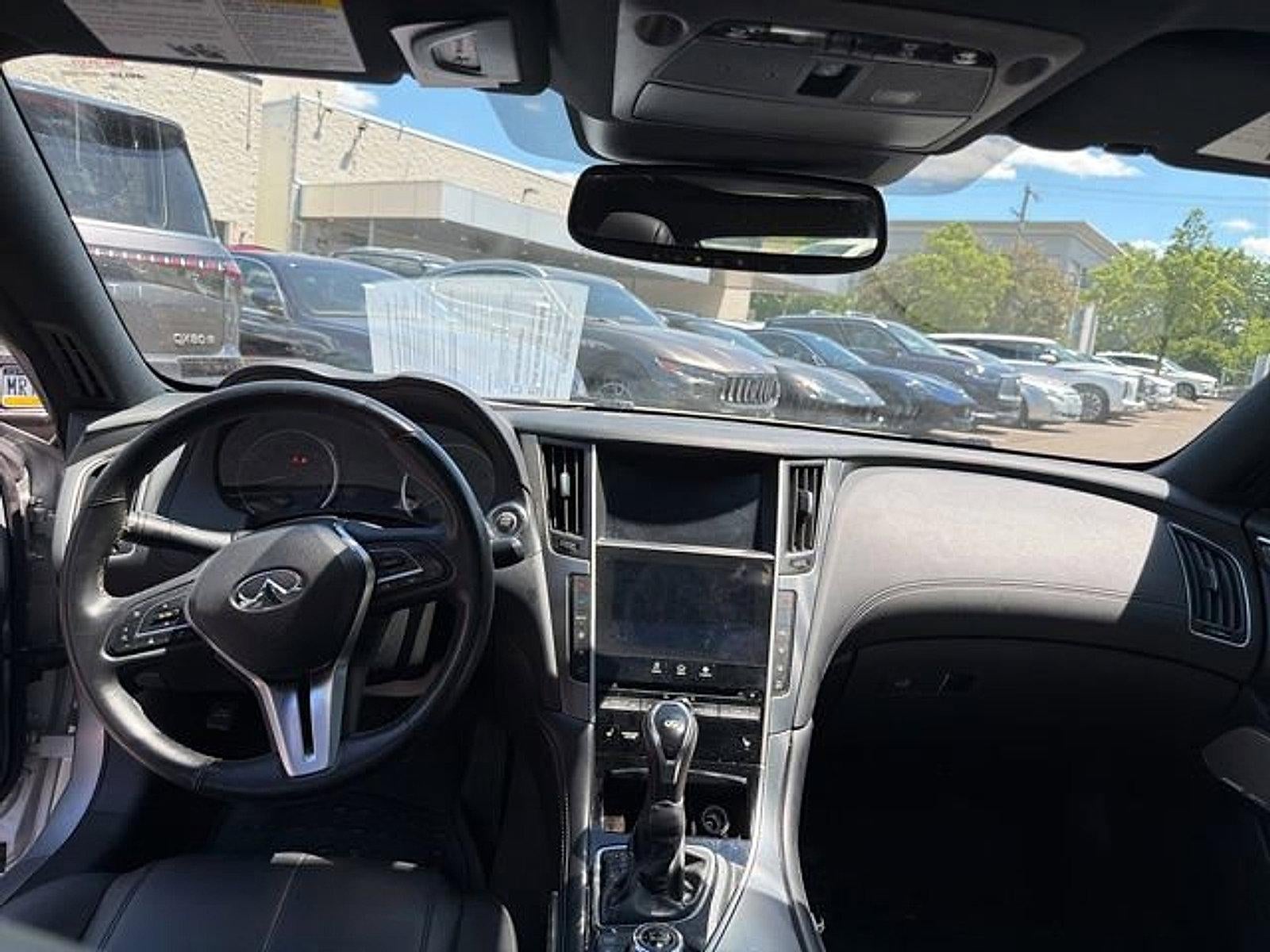 2019 INFINITI Q60 3.0t LUXE AWD