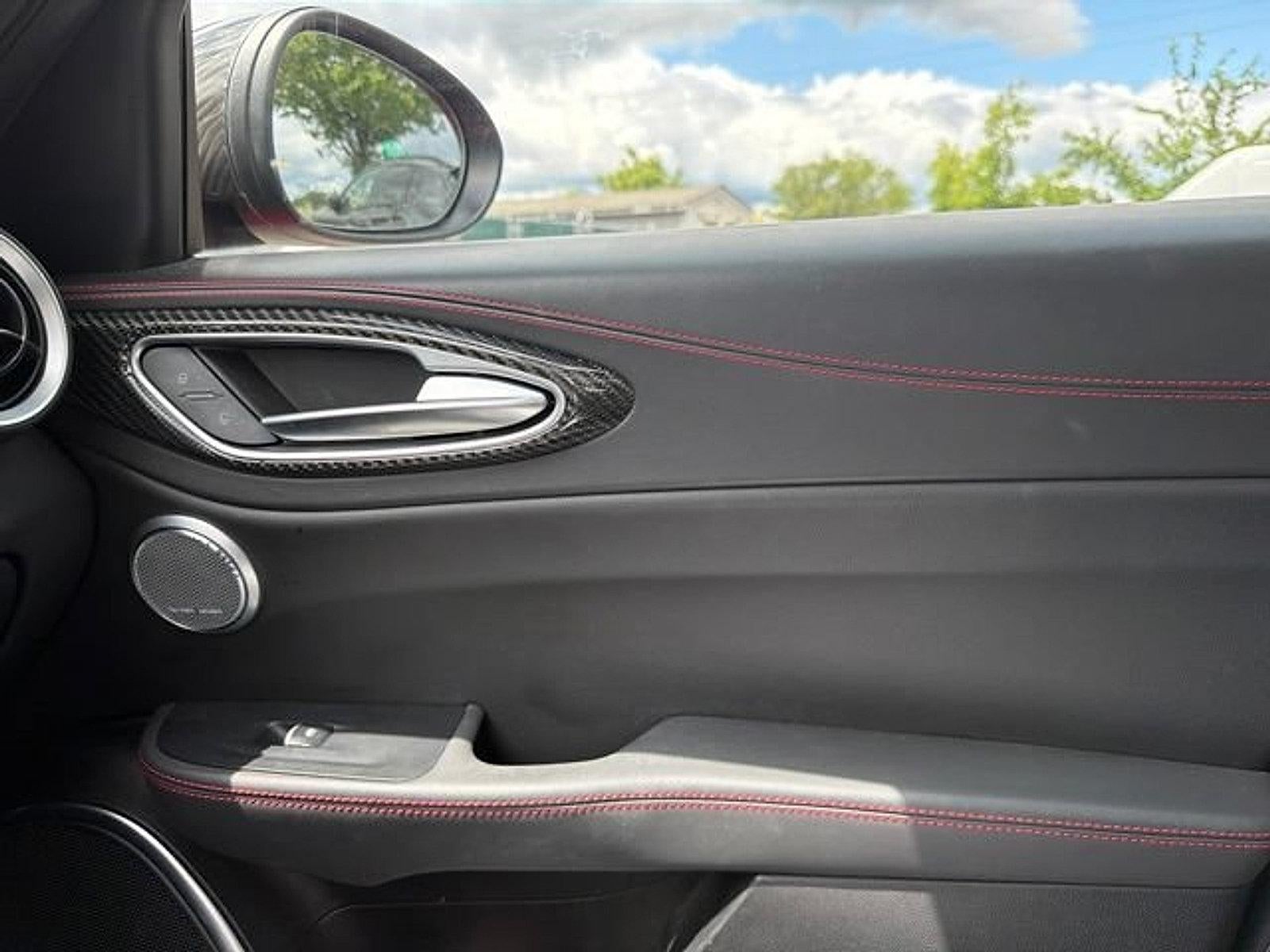 2023 Alfa Romeo Giulia Estrema AWD