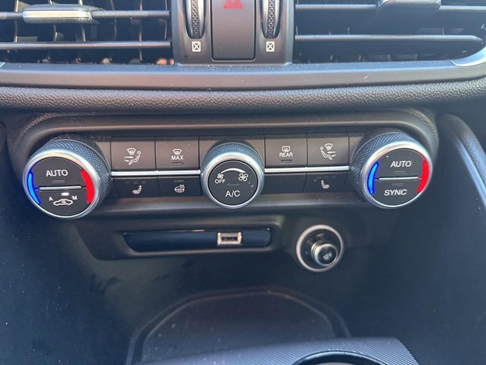 2022 Alfa Romeo Giulia Veloce AWD