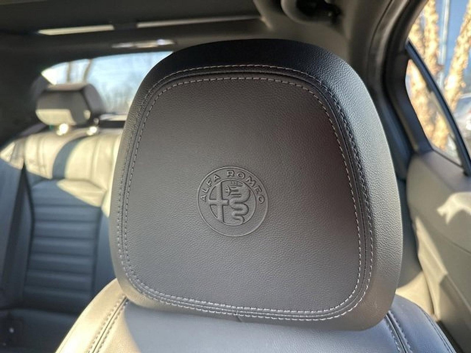 2022 Alfa Romeo Giulia Veloce AWD