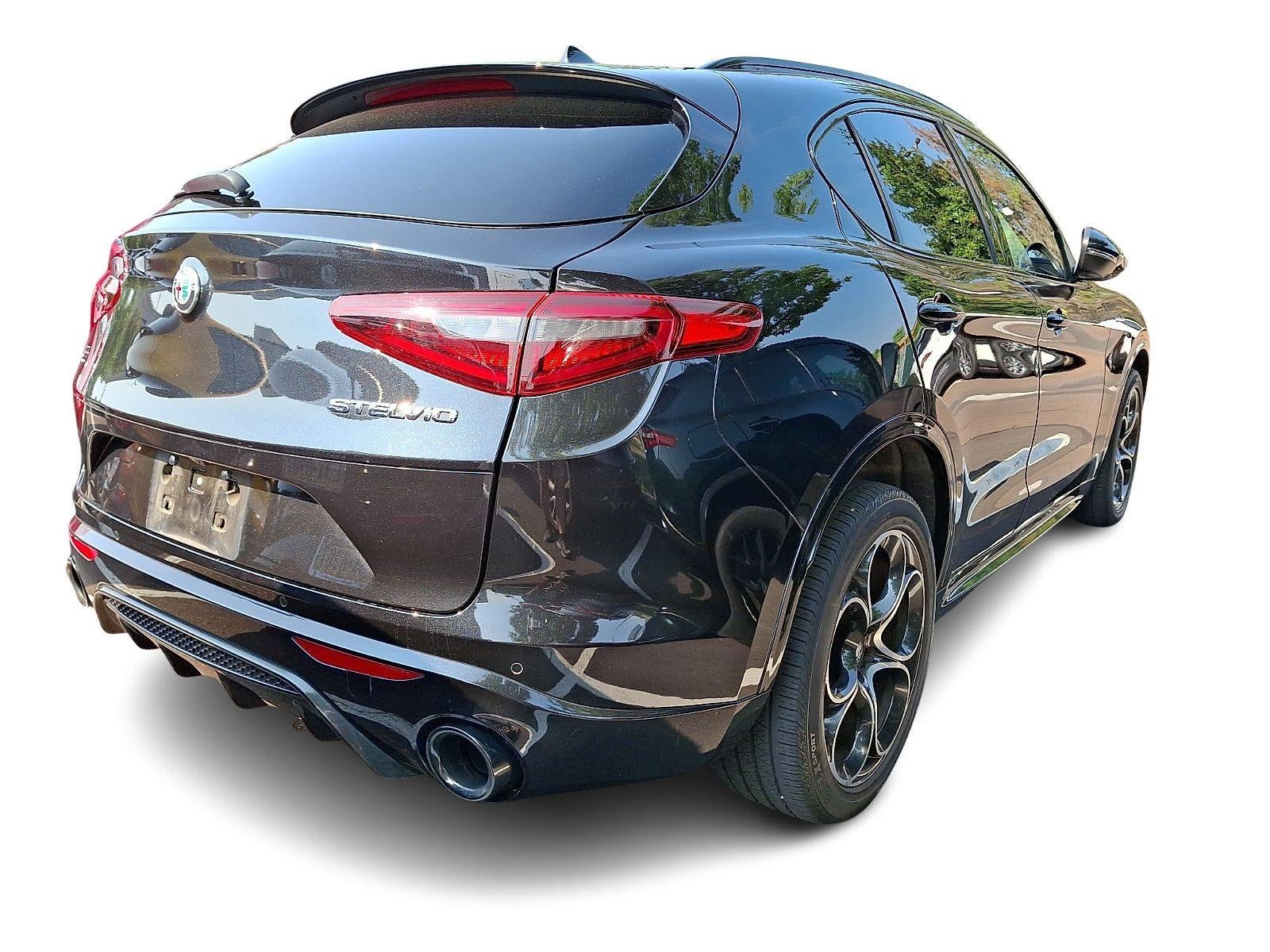 2023 Alfa Romeo Stelvio Veloce AWD