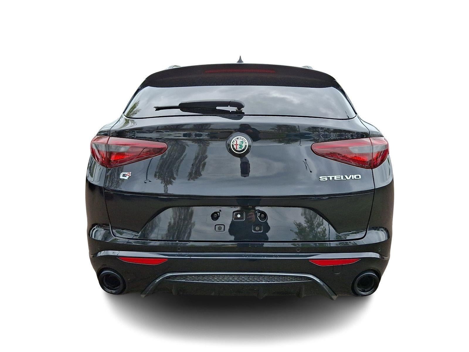 2023 Alfa Romeo Stelvio Veloce AWD