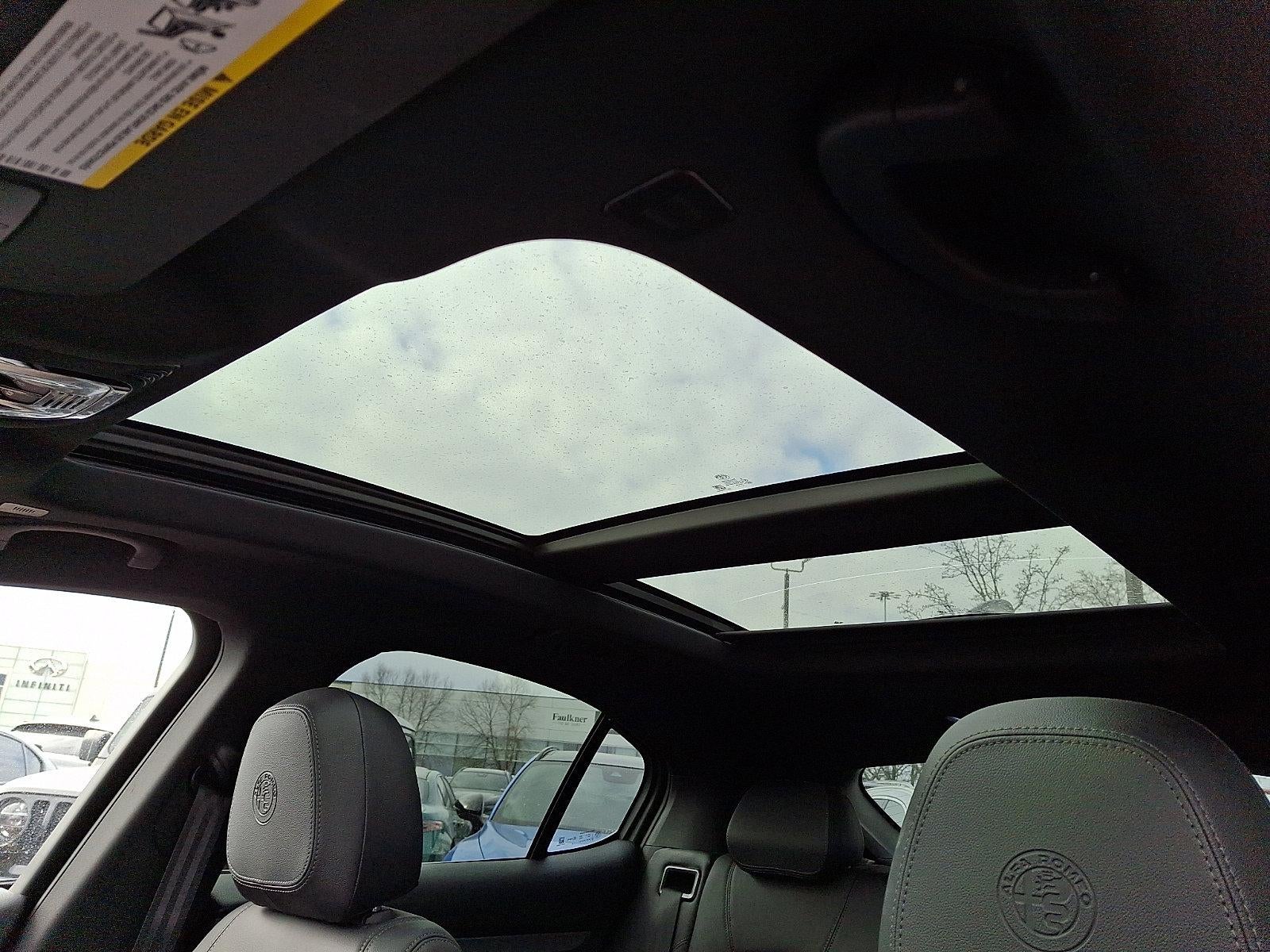 2024 Alfa Romeo Stelvio Veloce AWD