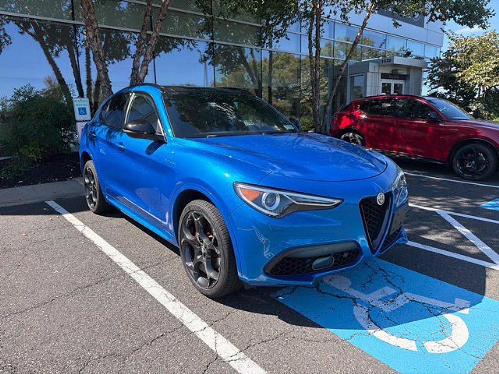 2023 Alfa Romeo Stelvio Veloce AWD