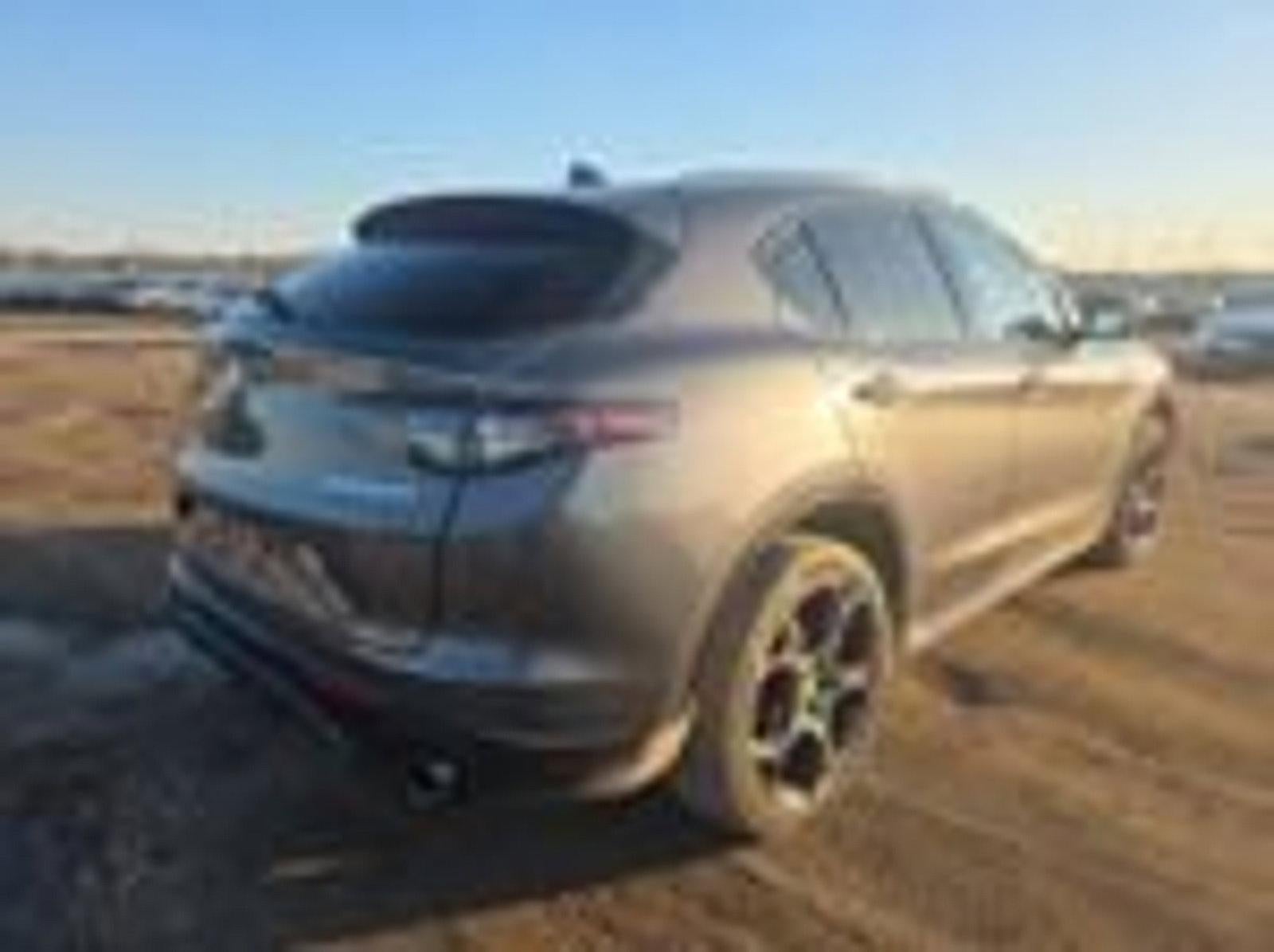 2024 Alfa Romeo Stelvio Veloce AWD