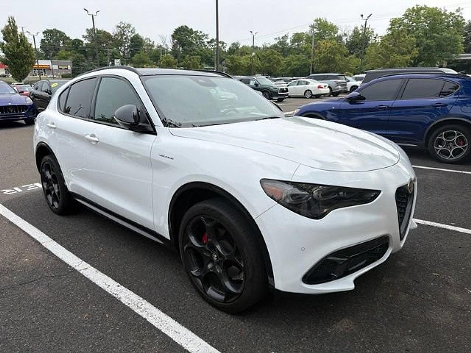 2024 Alfa Romeo Stelvio Veloce AWD