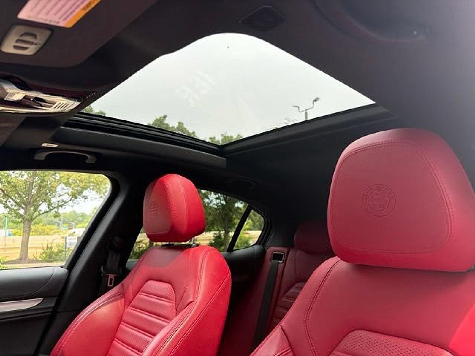 2024 Alfa Romeo Stelvio Veloce AWD