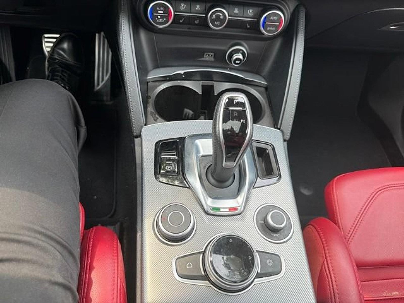 2024 Alfa Romeo Stelvio Veloce AWD