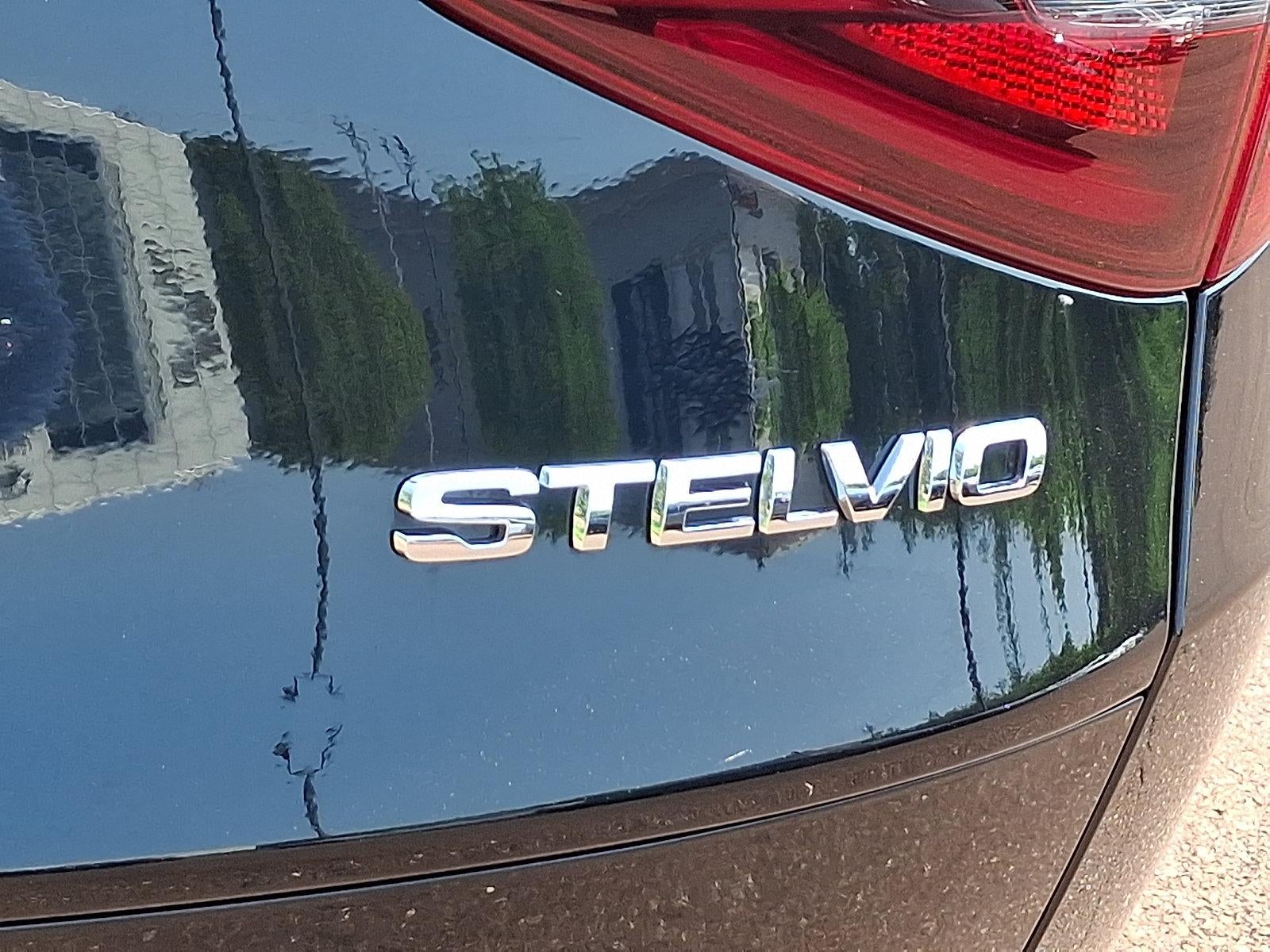 2023 Alfa Romeo Stelvio Veloce AWD