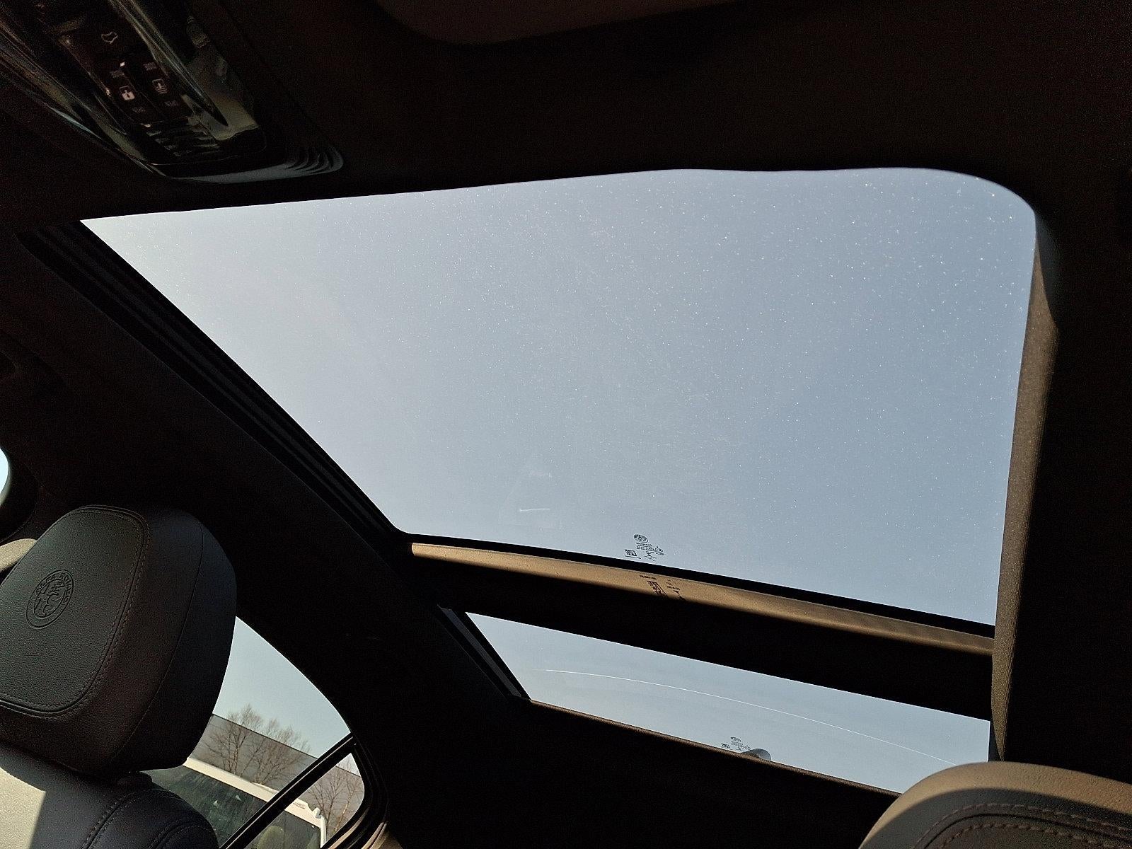 2023 Alfa Romeo Stelvio Veloce AWD