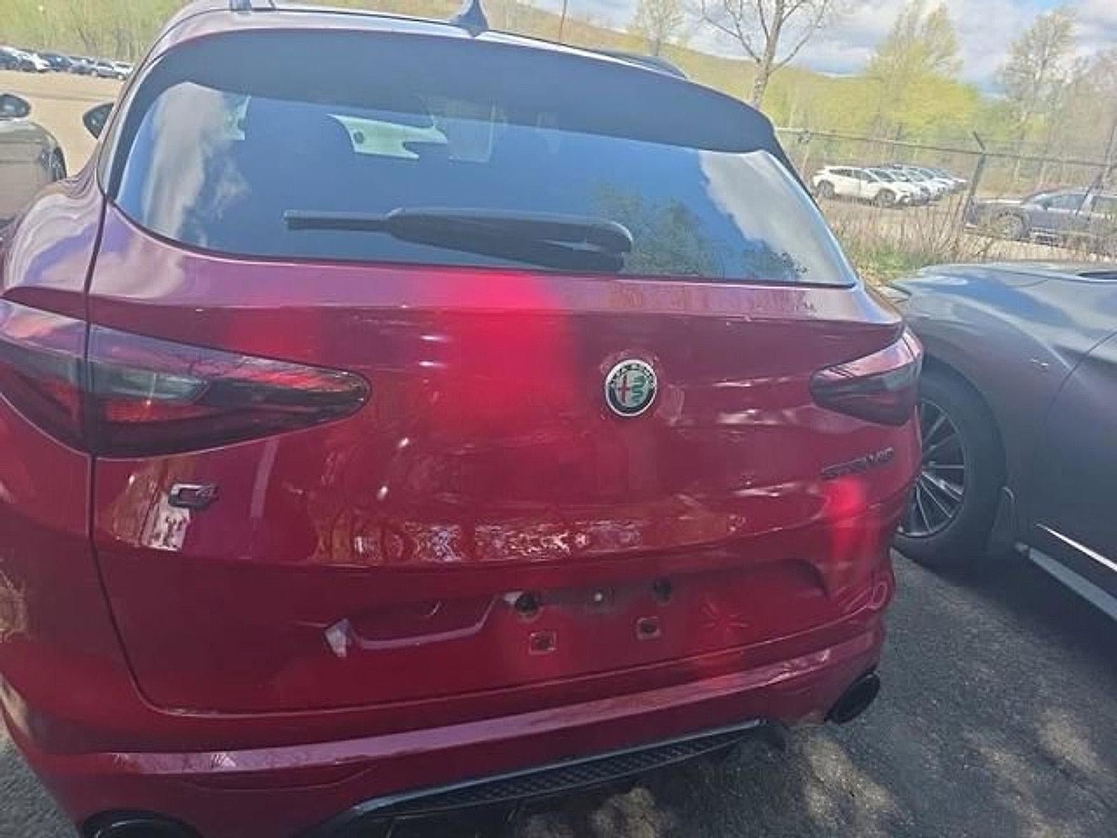 2023 Alfa Romeo Stelvio Estrema AWD