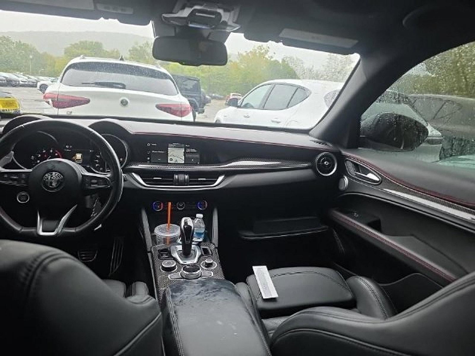 2023 Alfa Romeo Stelvio Estrema AWD