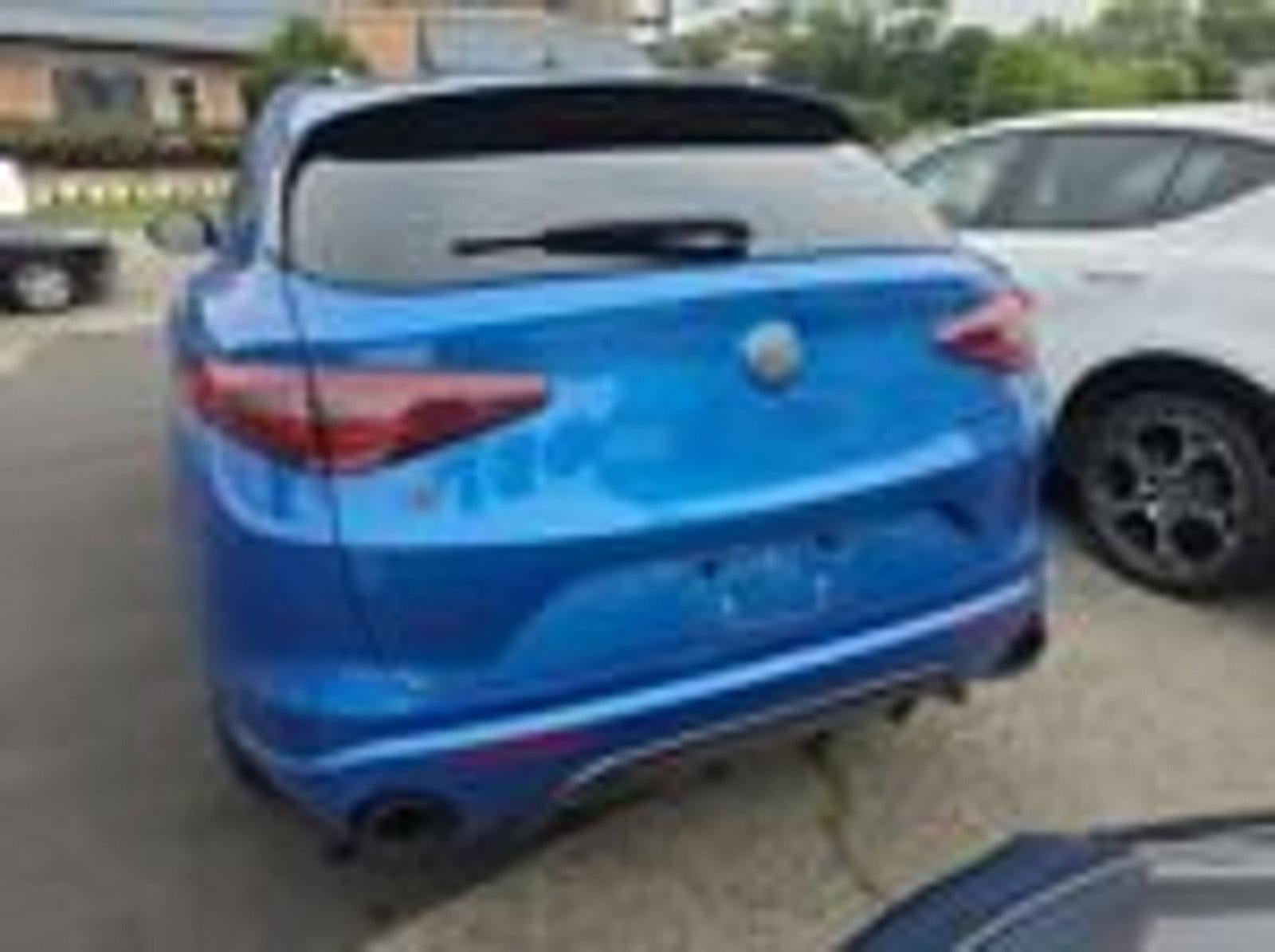 2023 Alfa Romeo Stelvio Estrema AWD