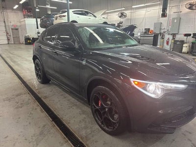 2023 Alfa Romeo Stelvio Quadrifoglio AWD
