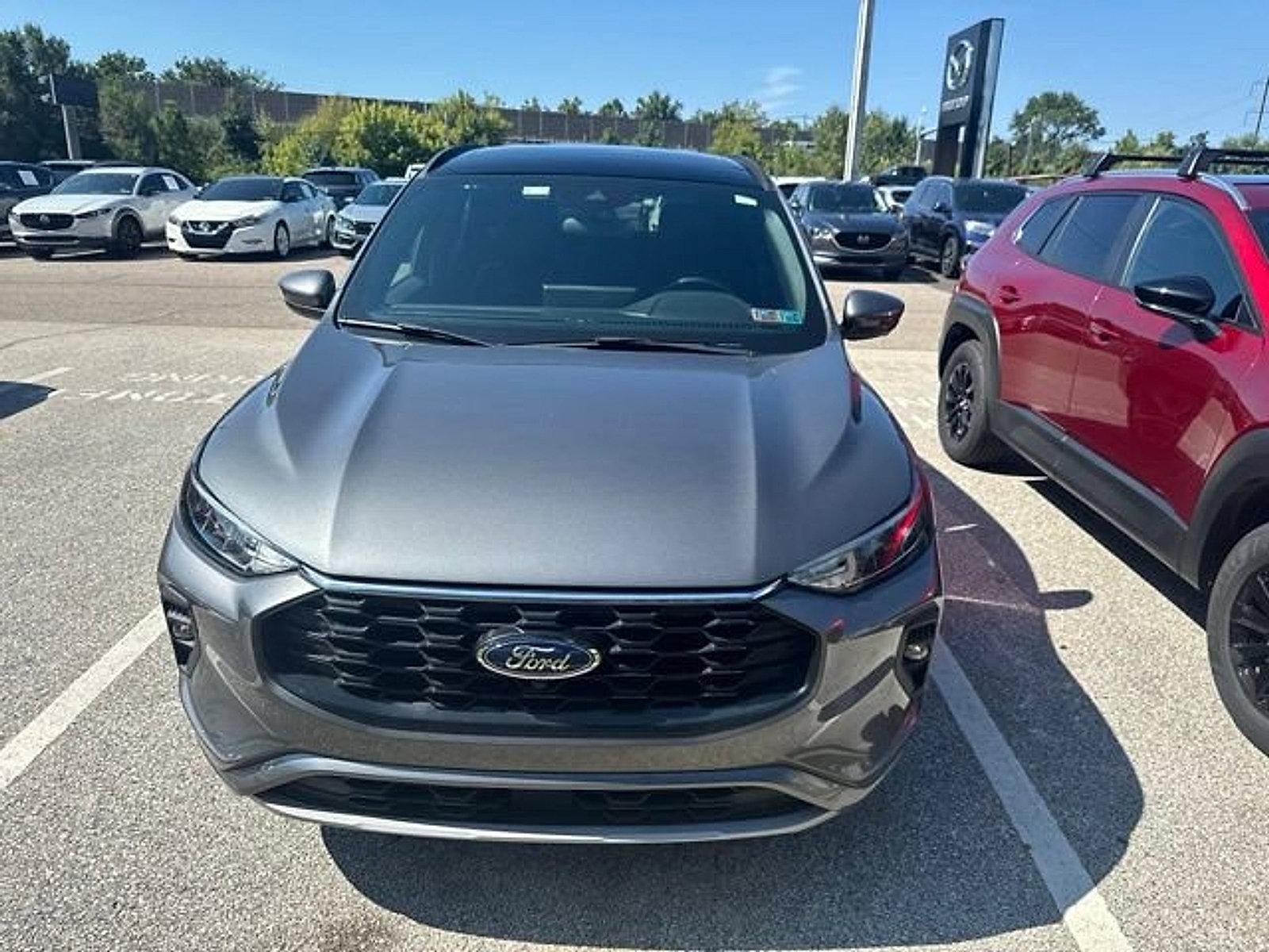 2023 Ford Escape ST-Line Select AWD