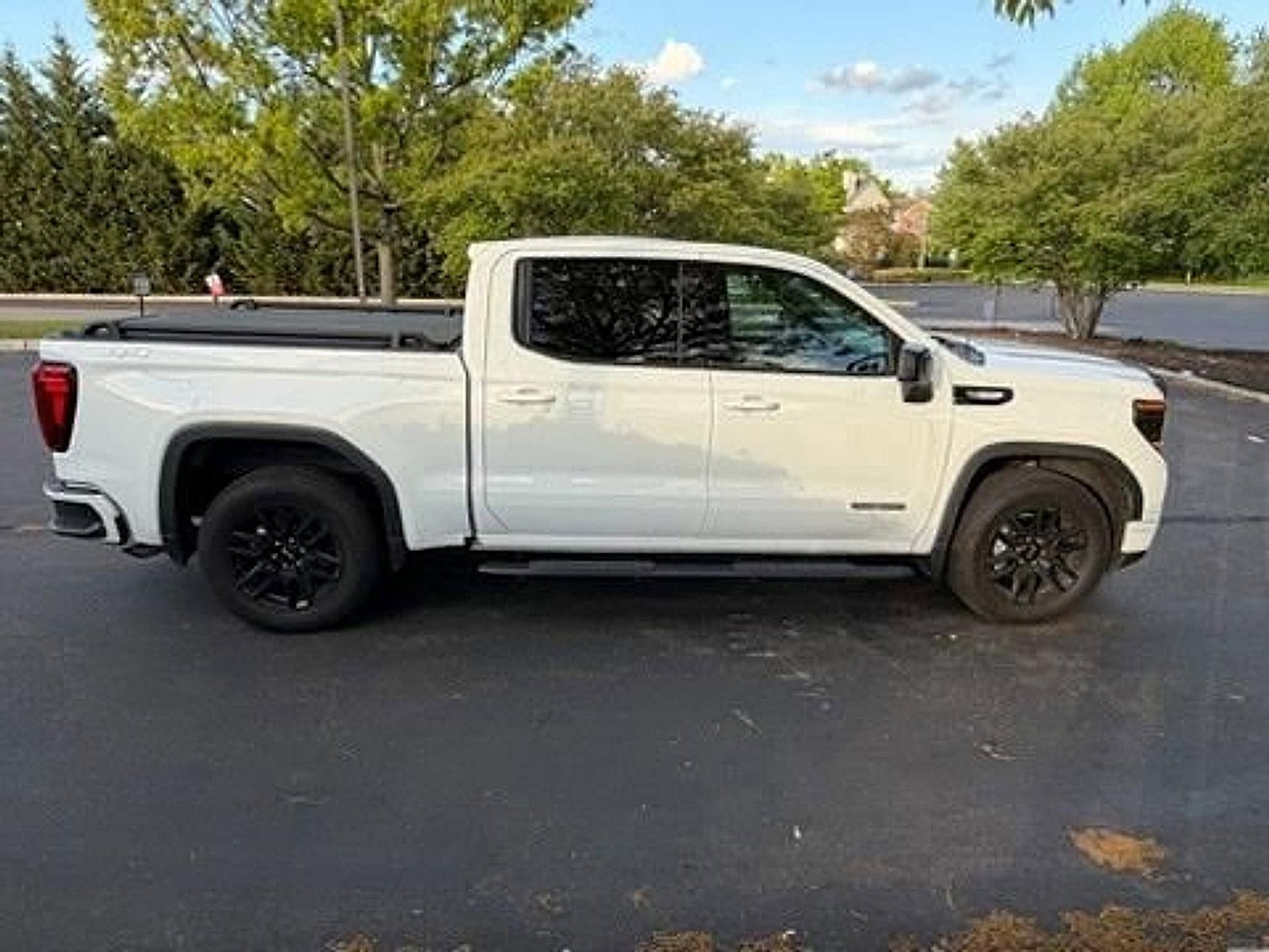 2025 GMC Sierra 1500 Crew Cab Short Box 4-Wheel Drive Elevation 3VL