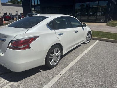 2014 Nissan Altima 4dr Sdn V6 3.5 SL