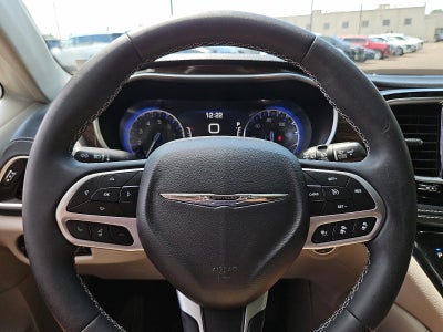 2022 Chrysler Pacifica Limited AWD