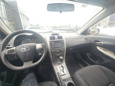 2013 Toyota Corolla 4dr Sdn Auto S (Natl)