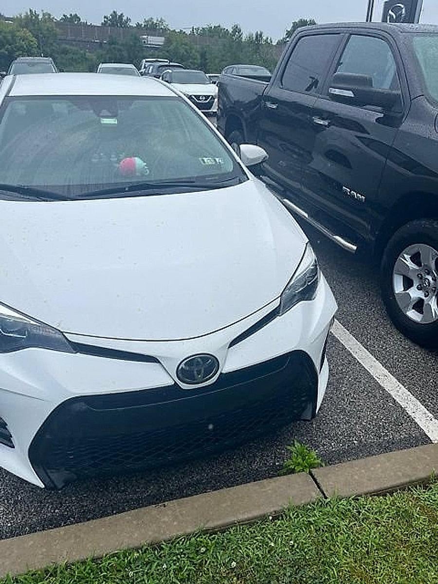 2018 Toyota Corolla SE CVT (Natl)