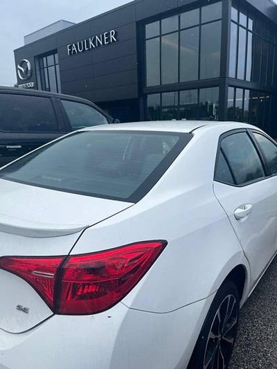 2018 Toyota Corolla SE CVT (Natl)