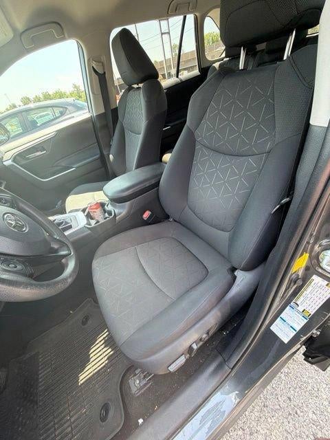 2021 Toyota RAV4 XLE AWD (Natl)