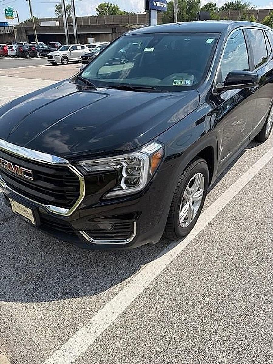 2023 GMC Terrain FWD 4dr SLE