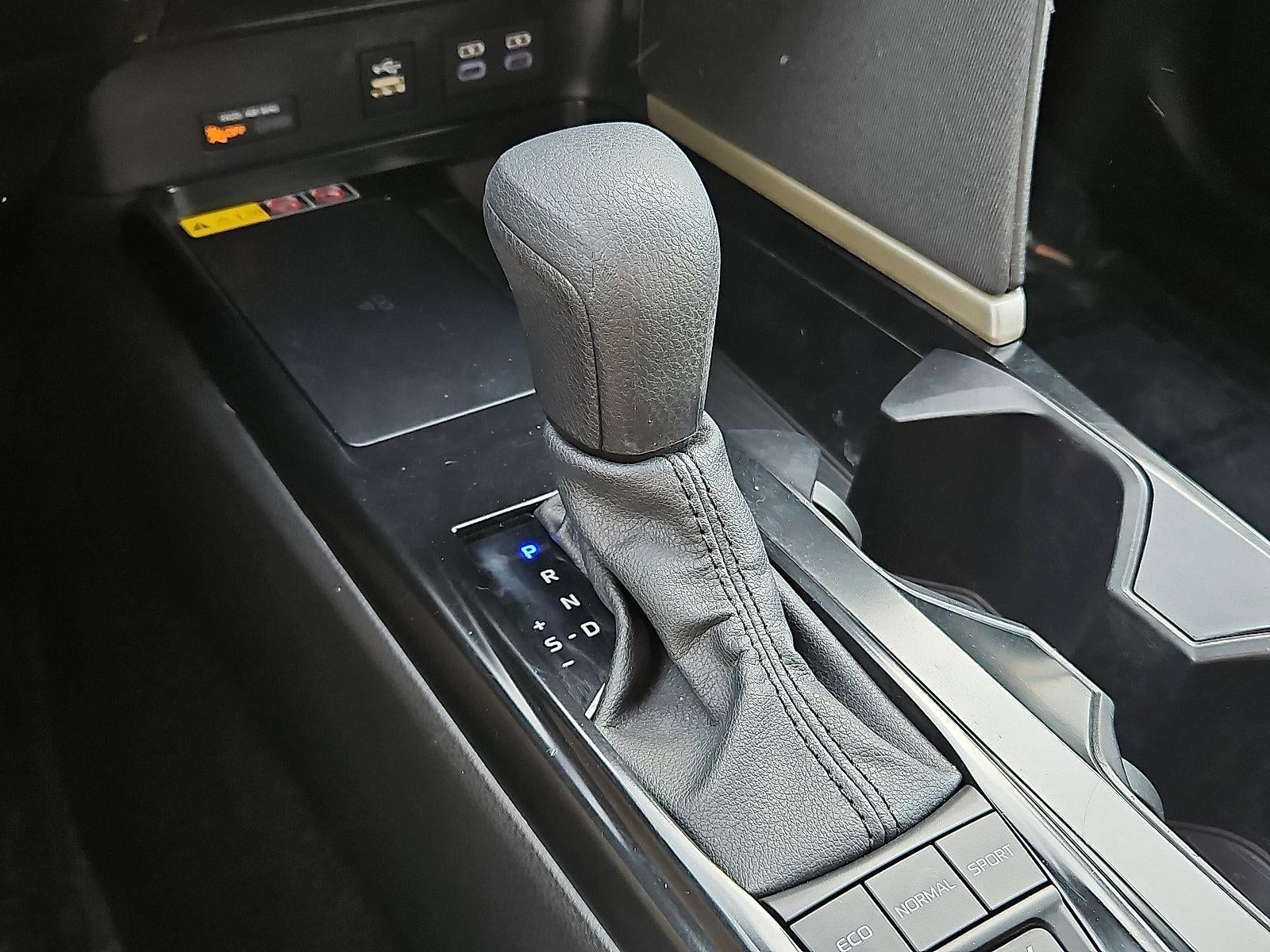 2025 Toyota Camry LE AWD (Natl)