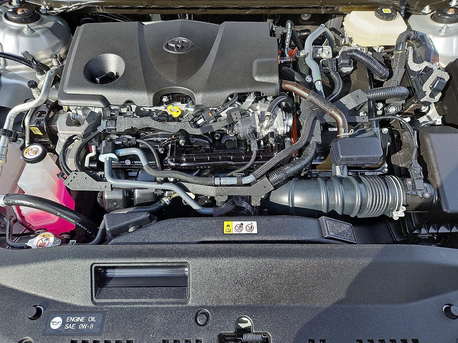 2025 Toyota Camry LE AWD (Natl)