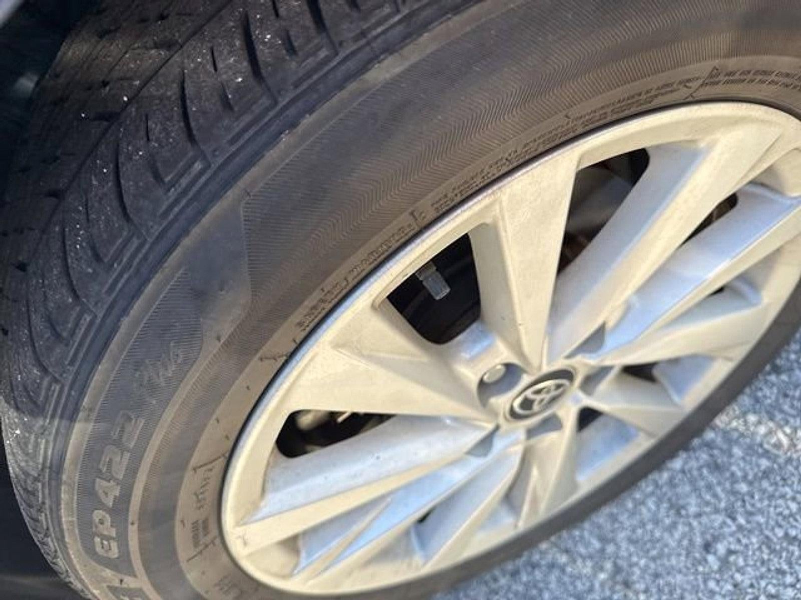 2023 Toyota Camry LE Auto (SE)