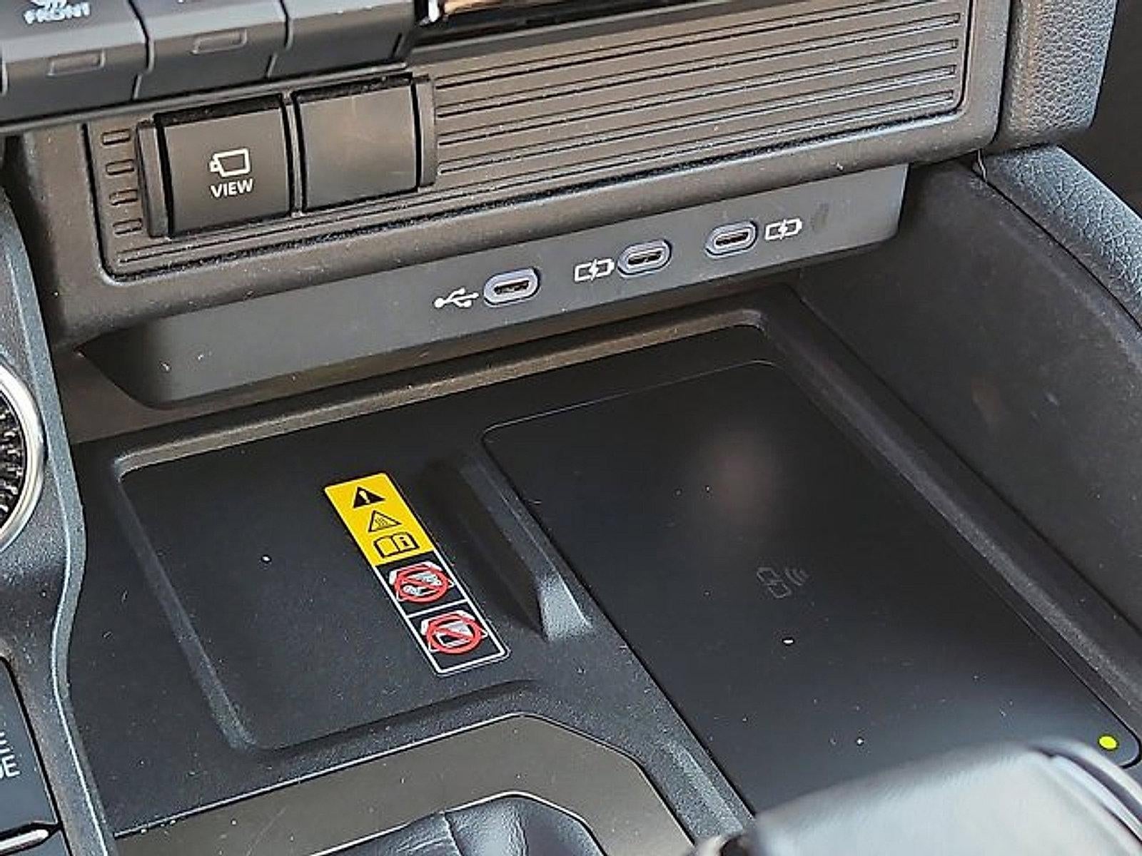 2025 Toyota Land Cruiser 4WD (Natl)