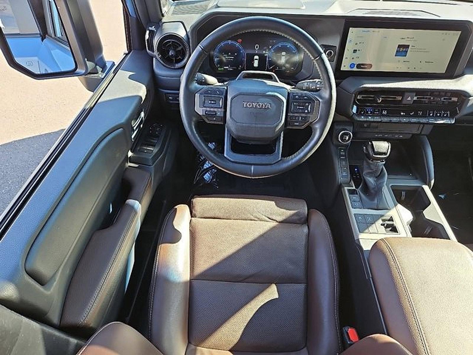 2025 Toyota Land Cruiser 4WD (Natl)