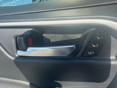 2025 Toyota RAV4 Hybrid XLE Premium AWD (Natl)