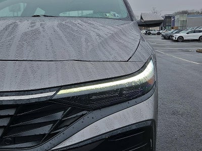 2024 Hyundai ELANTRA SEL IVT